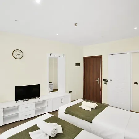 Hotel 18 Center Tirana